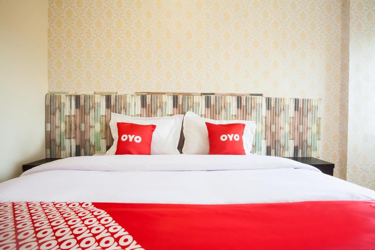 Glugur Oyo 2361 Hotel Winston מראה חיצוני תמונה